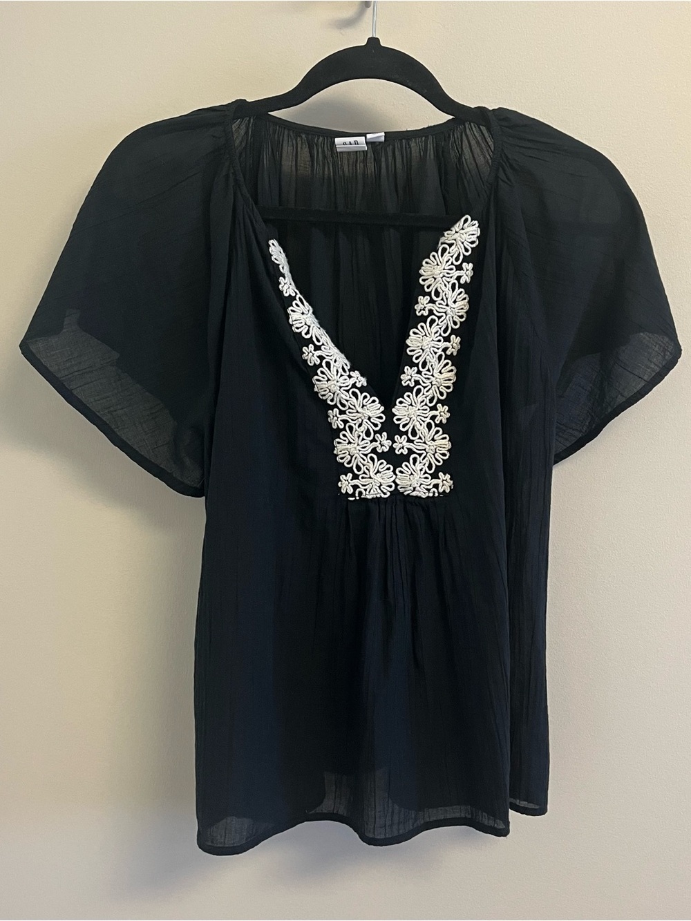 Gap Women’s Top Boho Embroidered Flowy V-Neck Short Sleeve Black Size Large